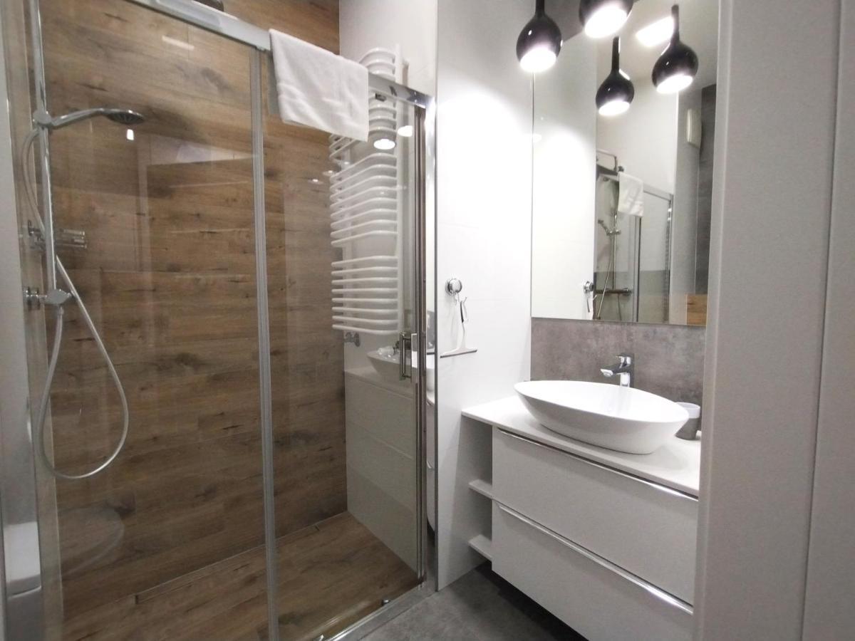 Prymasa Tysiaclecia 83A City Center Viev Sperate Bedroom By Perfect Apart 530 Варшава Экстерьер фото